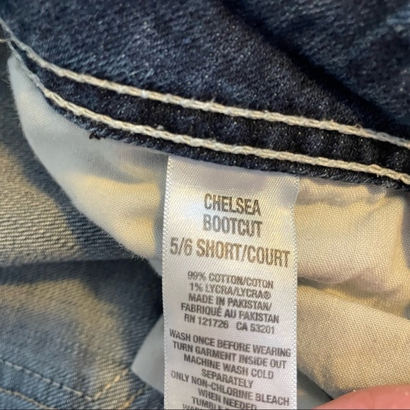 Aeropostale Chelsea boot cut blue denim jeans 5/6 short - Picture 6 of 8